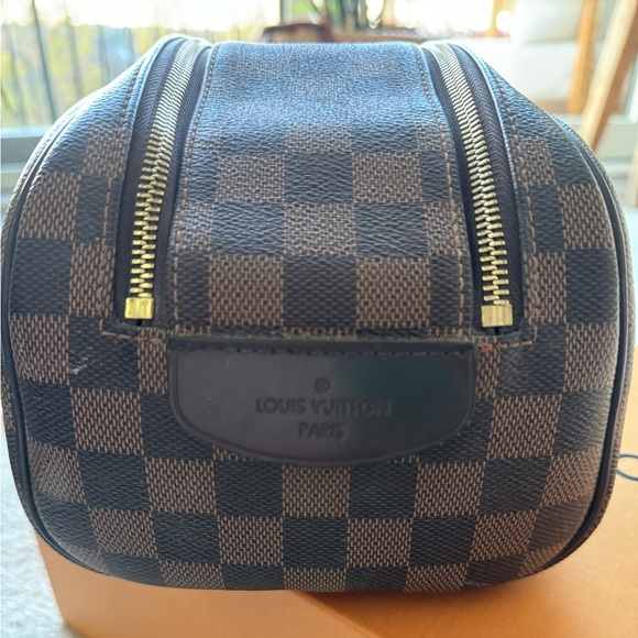Louis Vuitton Dopp Kit Toilet Pouch - Picture 7 of 7